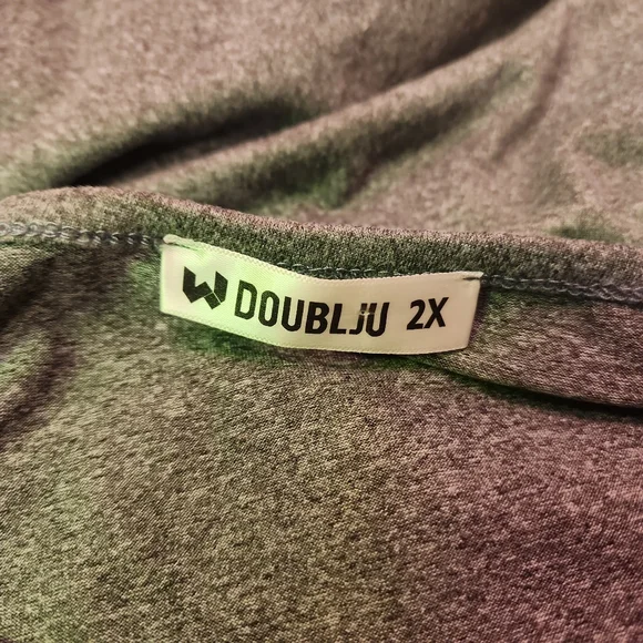 Gray Top w Black & White Striped Sleeves By Doublju 2x Emo Scene Punk Bubblegum◯ - Picture 6 of 8